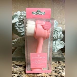 Brand new facial cleaning brush